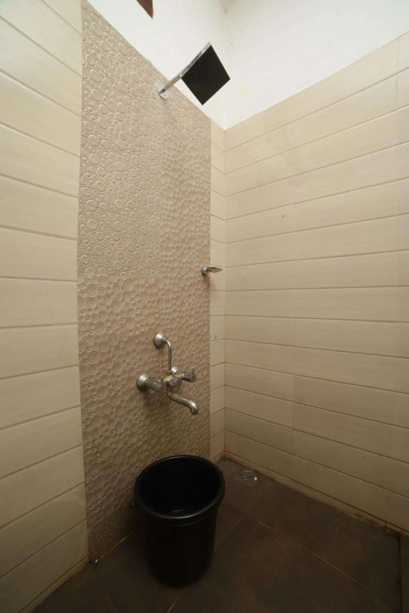 Eagle Woods Kookal Bed & Breakfast Kukkal ภายนอก รูปภาพ